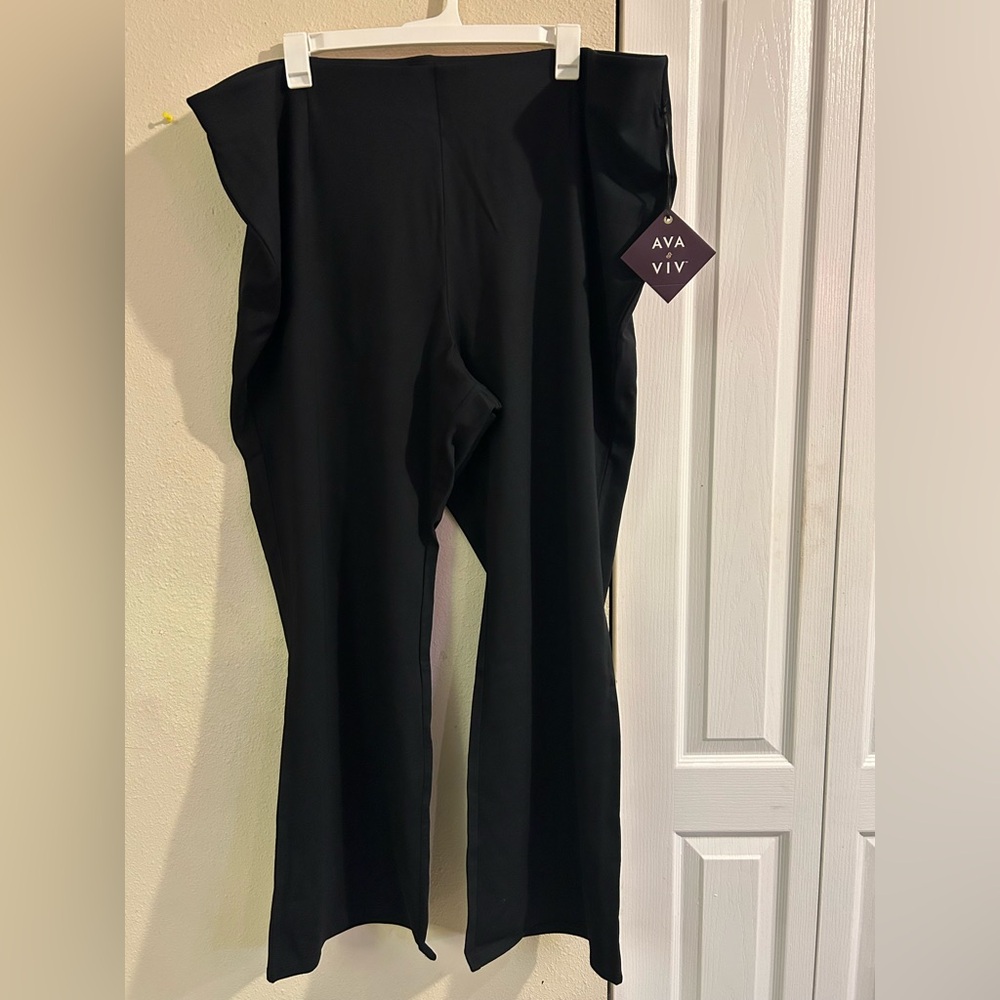 Ava & Viv Women's Black plus-size leggings